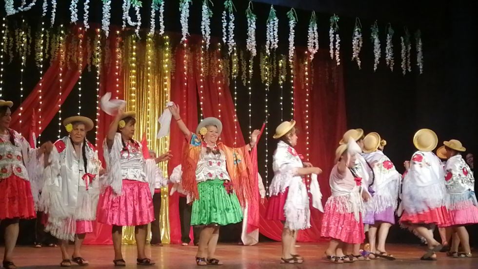 Ballet del Adulto Mayor deslumbra en Tarija
