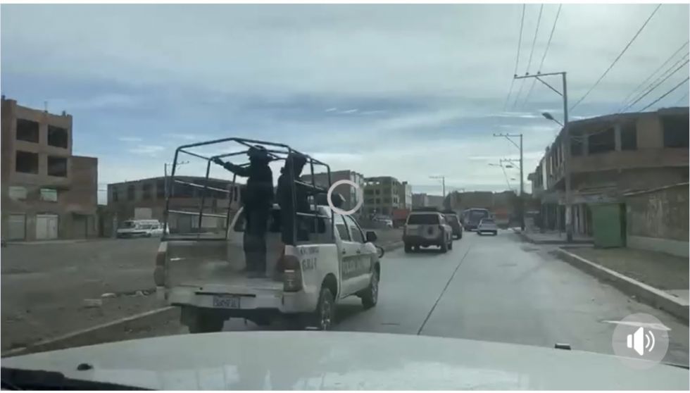 En curso el operativo de traslado del gobernador Camacho al Hospital del Sur de El Alto