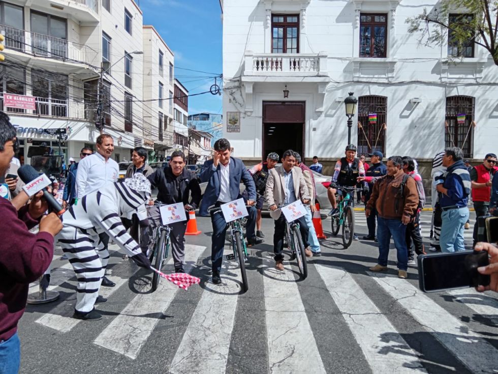 Entregan 30 bicicletas para la carrera San Roque - Chaguaya