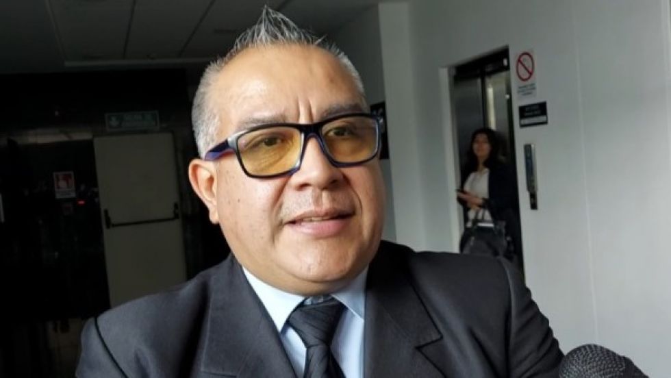 Exviceministro llama mitómano a Del Castillo