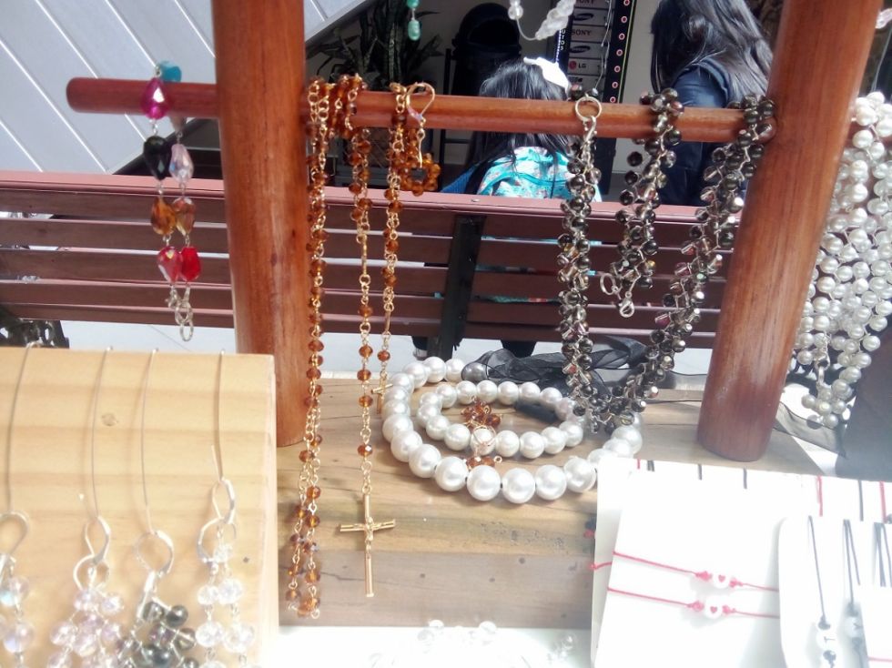 Collares y rosarios