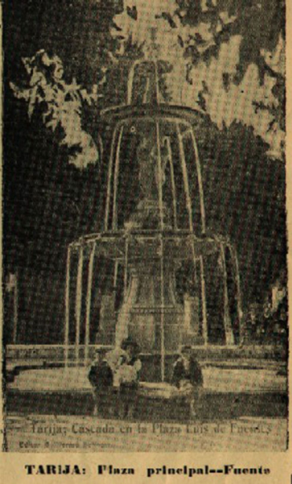 Tarija, plaza principal, fuente