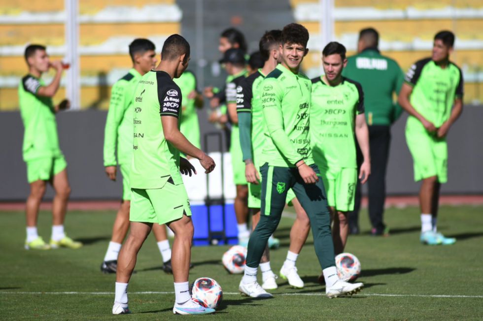 Bolivia cerró prácticas, once casi definido: El jugador inesperado que puede ser titular