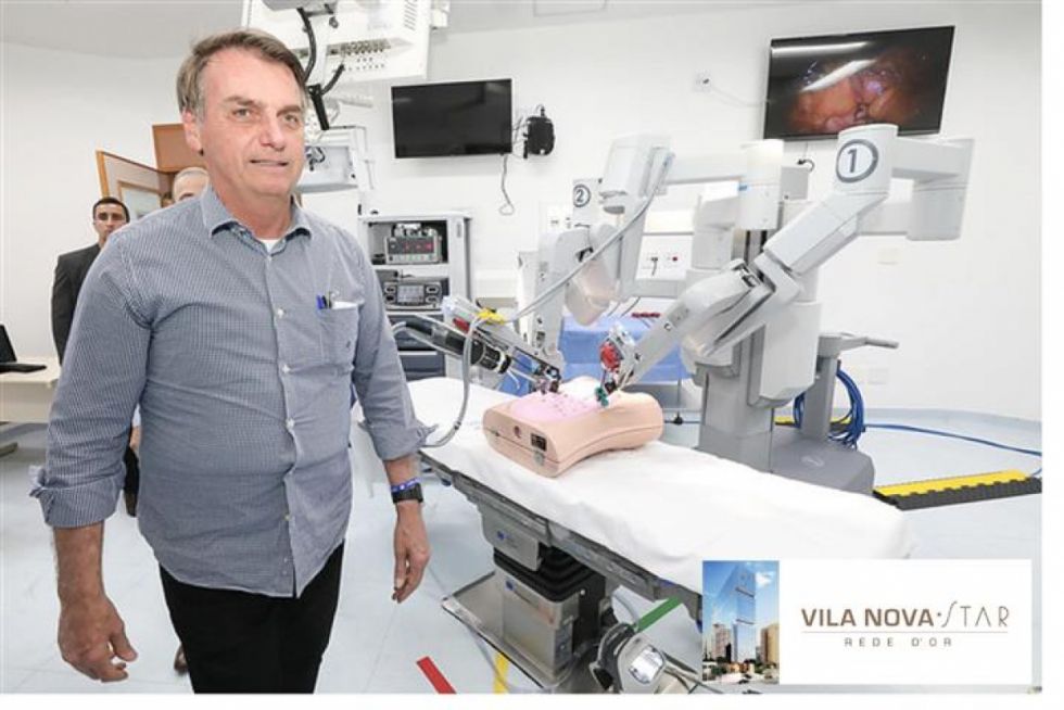 Bolsonaro ingresó al hospital en Brasil