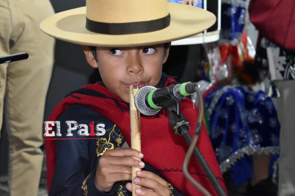 Bernardo Nuñez, el quenillero de 8 años que captó la atención en el Encierro de San Roque 