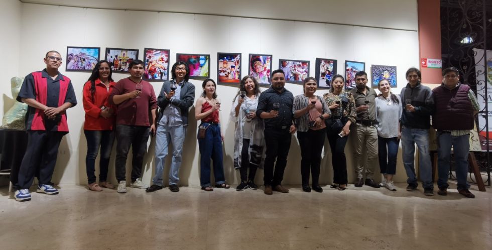 (GALERÍA) Renovaron galería del Teatro de la Cultura con la exposición “Arte Mix”