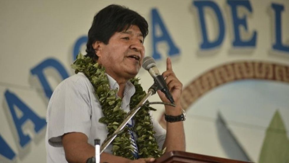 Evo: buscan enfrentar a cocaleros del Trópico y los Yungas