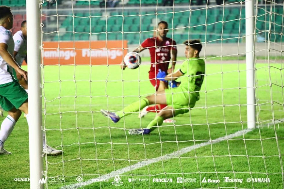 Guabirá vence a Oriente Petrolero sobre la hora 