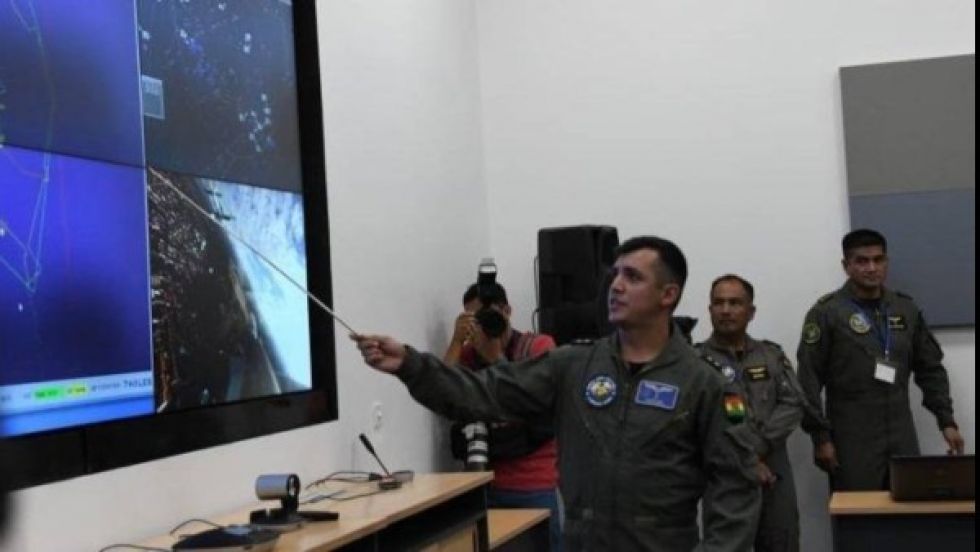Tras 7 años, concluye instalación de radares y gabinete evaluará decreto de derribo de aviones