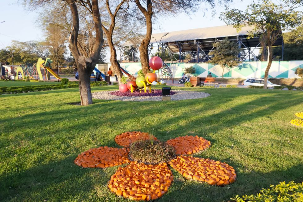 Plaza Villa Montes