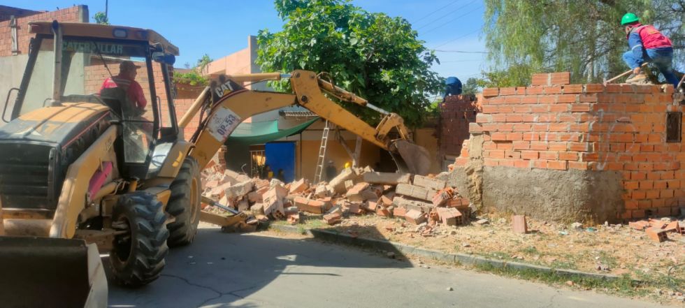 Tarija: Alcaldía recupera 3.120 metros cuadrados en un mes 