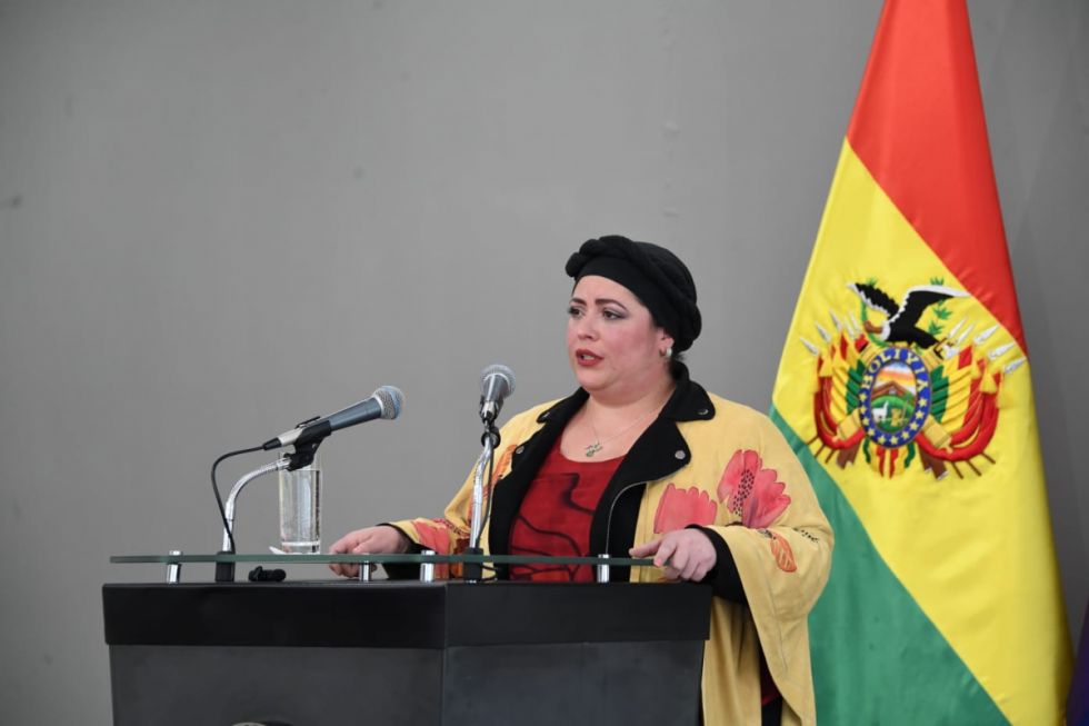 Ministra denuncia ataque sistemático a la gestión de Arce con base en “calumnias y mentiras”