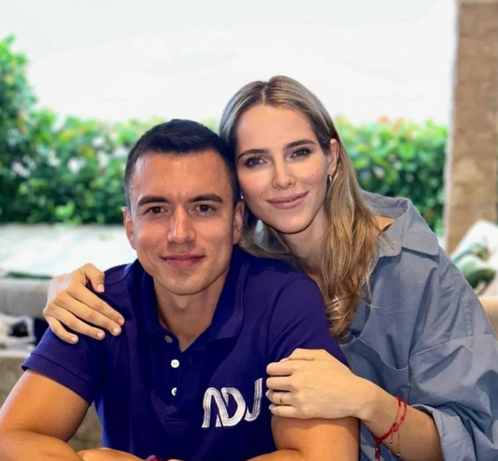 La pareja en un posado