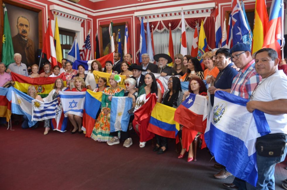 Arranca el "XVI Encuentro Internacional de Escritores y Artistas" en Tarija