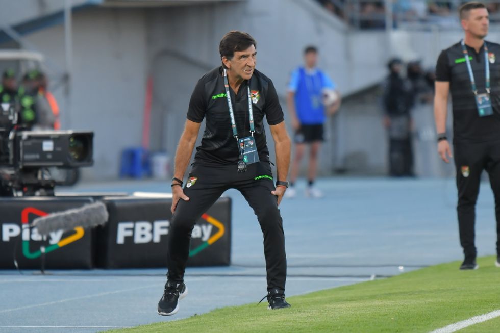 ¿Desea seguir al mando de la Selección Boliviana?  La respuesta de Gustavo Costas