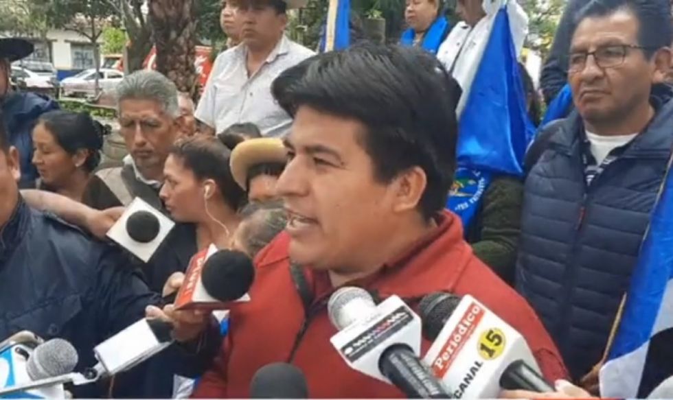 Acosta desacredita el cabildo arcista de El Alto