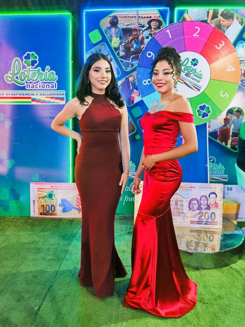 Valeria Angles y Emelee Angola