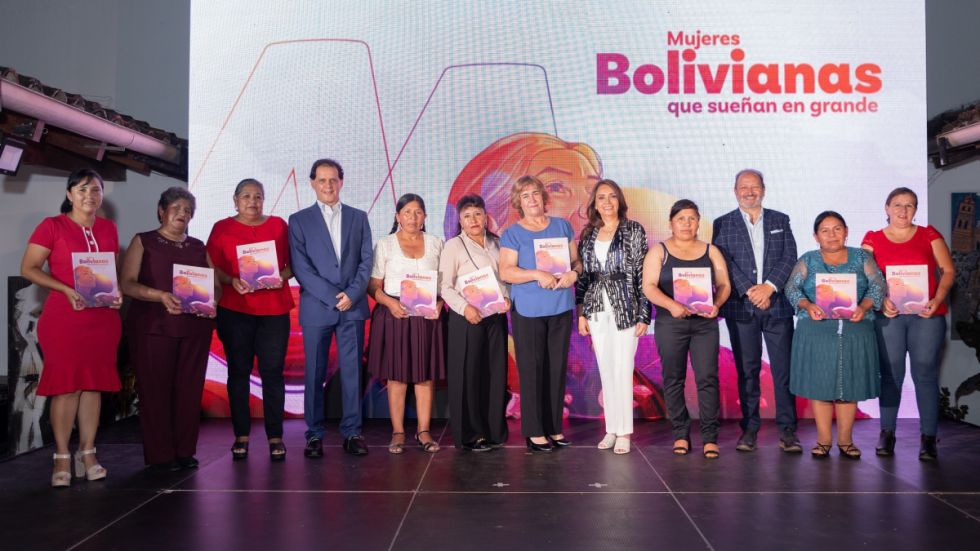 Historias extraordinarias de emprendedoras bolivianas en un libro patrocinado por BancoSol (DESCARGA) 