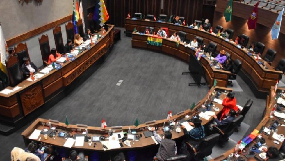Senado sesionará el viernes para elegir su directiva