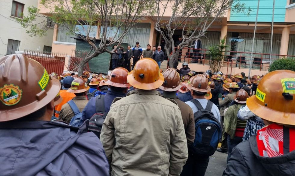 Los mineros arremeten contra el Sernap; cuestionan zonificación del Parque Madidi