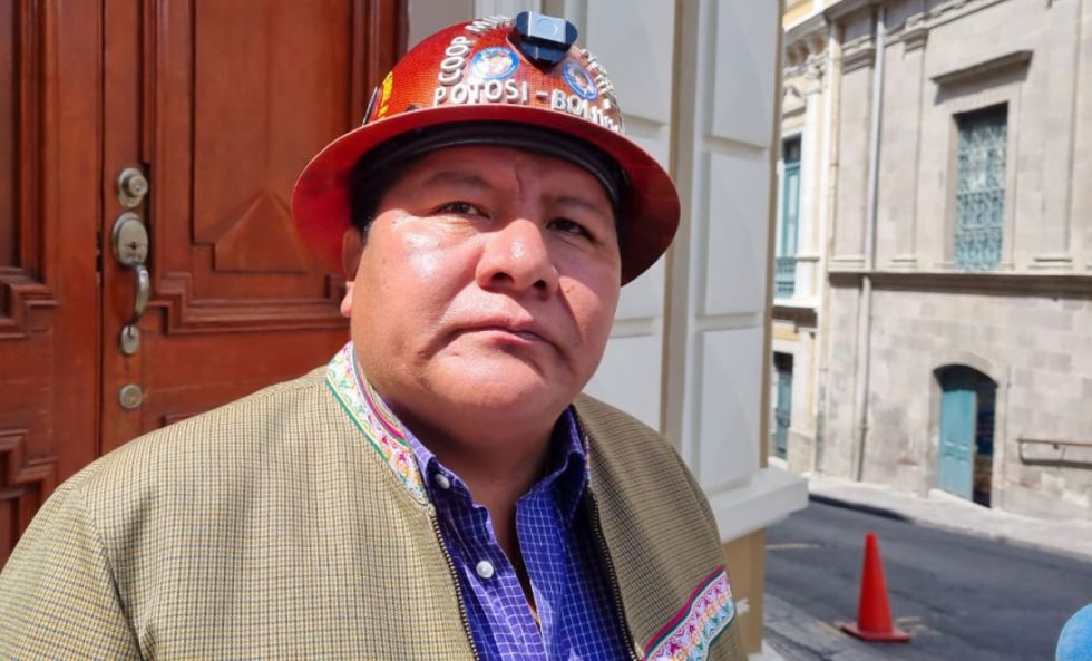 Senado: Jefe de bancada ‘evista’ reconoce que se firmó la agenda de la oposición