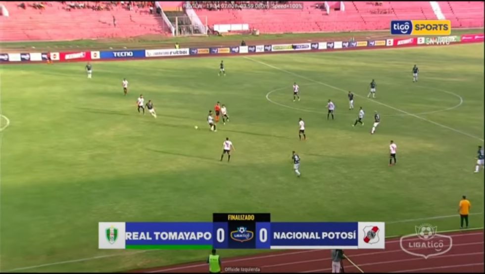 Video: Polémica decisión arbitral en el gol anulado a Real Tomayapo en el empate ante Nacional 