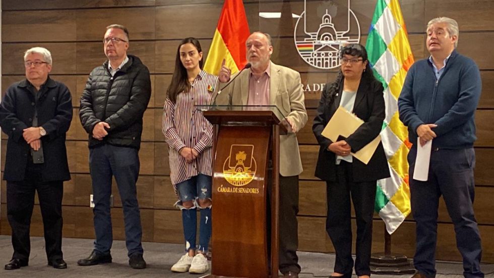 Legisladores de oposición instan la promulgación del Presupuesto 2023 tras ajustes en el Senado