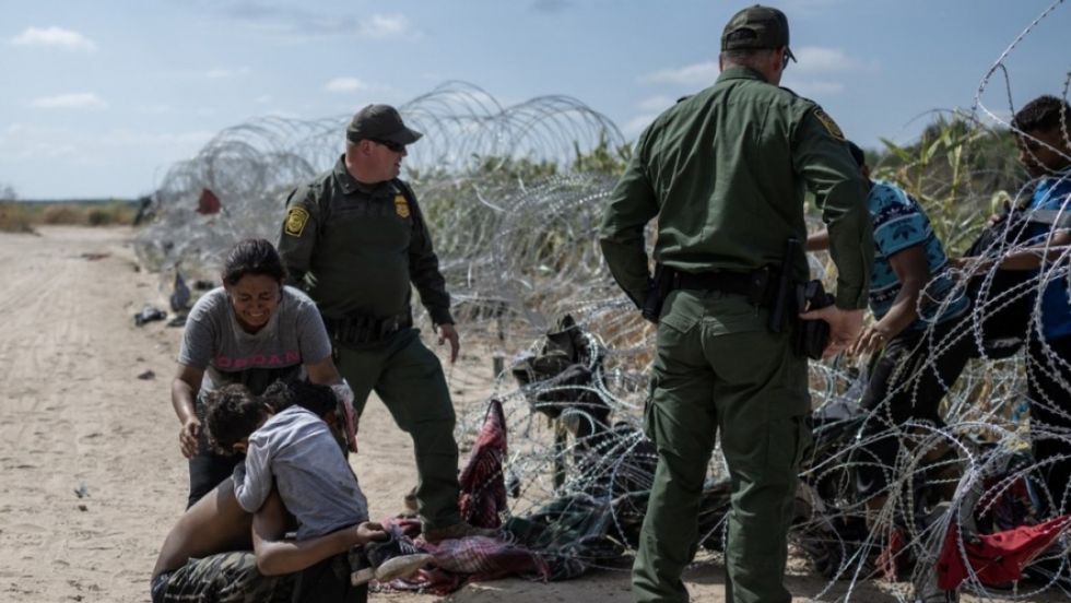 México rechaza "medidas antiinmigrantes" de Texas