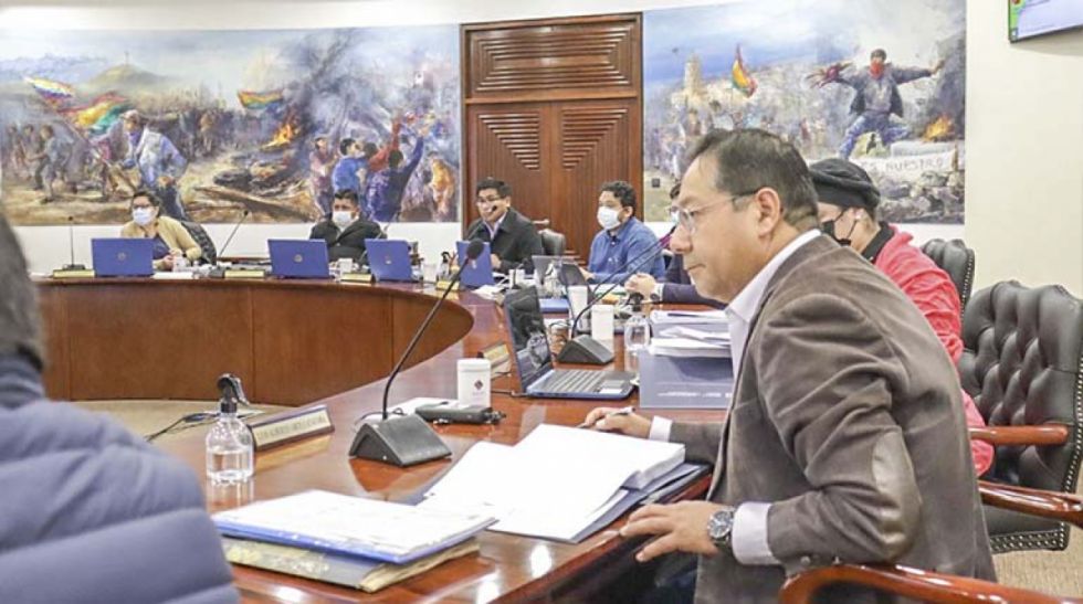 Arce convoca a su gabinete, los incendios y el PGE Reformulado están en agenda 