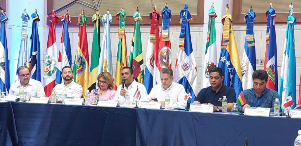 Recicladoras recibirán uniformes gracias a cooperación internacional 