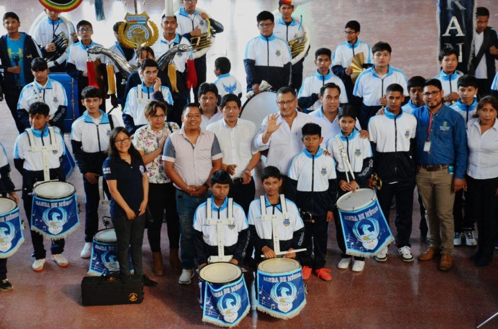 Montes promete un tinglado para el Colegio Belgrano 