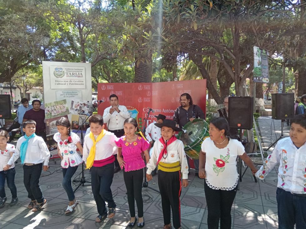 Con encendido de luces y entrada navideña, Tarija dará la bienvenida a la Navidad