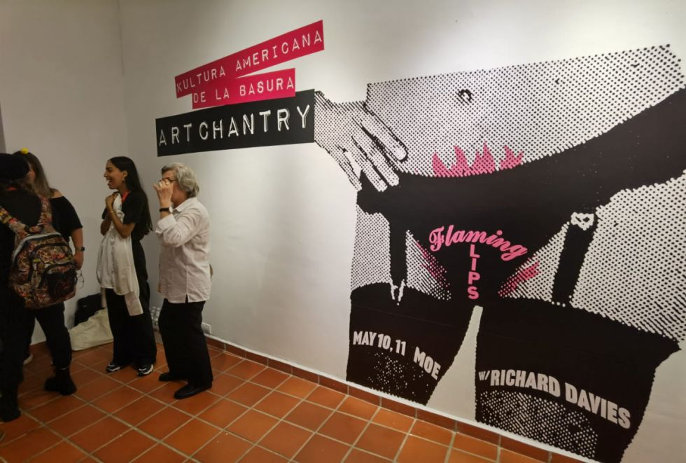 “Kultura Americana de la Basura” en la Manzana Uno