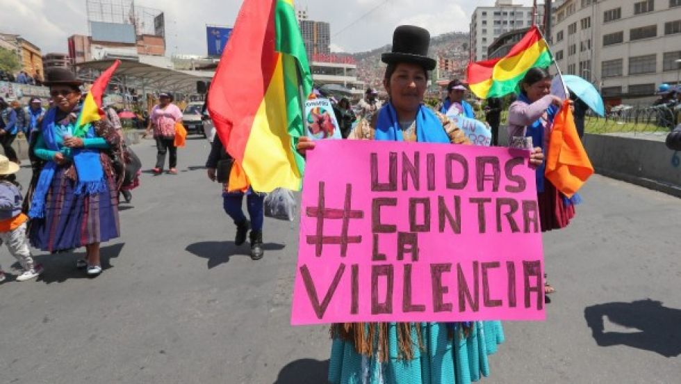 Advierten que la agenda política nacional está en “contrarruta” con los derechos de las mujeres