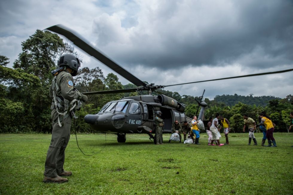 Arce autoriza la compra directa de dos helicópteros para la atención de emergencias 