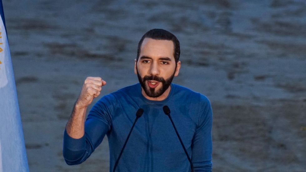 Bukele presume su política de mano dura en El Salvador