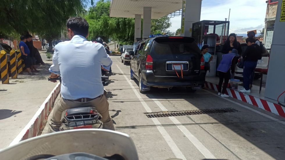 Cuestionan la falta de control al desvío ilegal del combustible