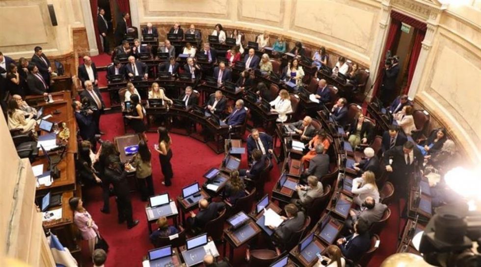 Argentina: Juran en el Congreso 24 senadores electos