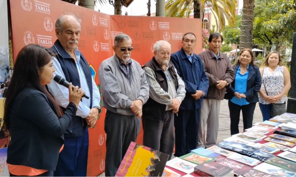 Escritores tarijeños invitan a la Feria del Libro