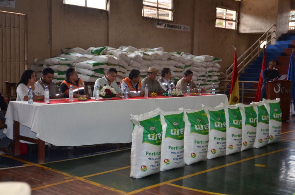 La Gobernación coordina entrega de tanques para ocho municipios 