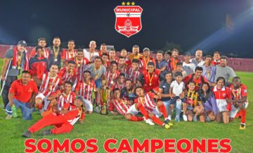 Municipal es el campeón de la temporada 2023 del fútbol tarijeño