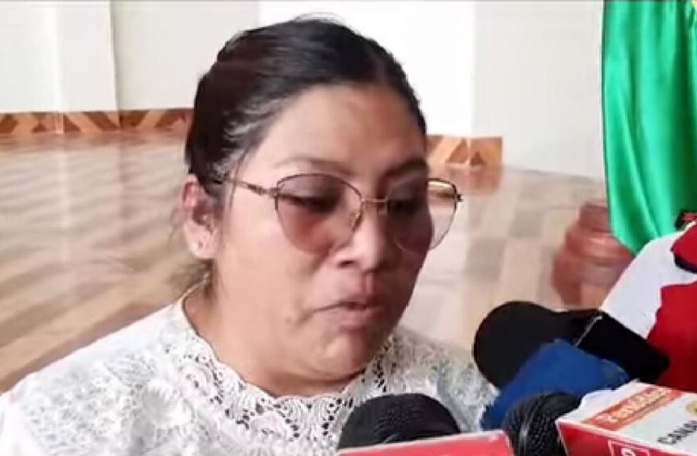 Profesora del Colegio Belgrano señala que es víctima de amenazas y amedrentamiento por parte de alumnos y padres de familia