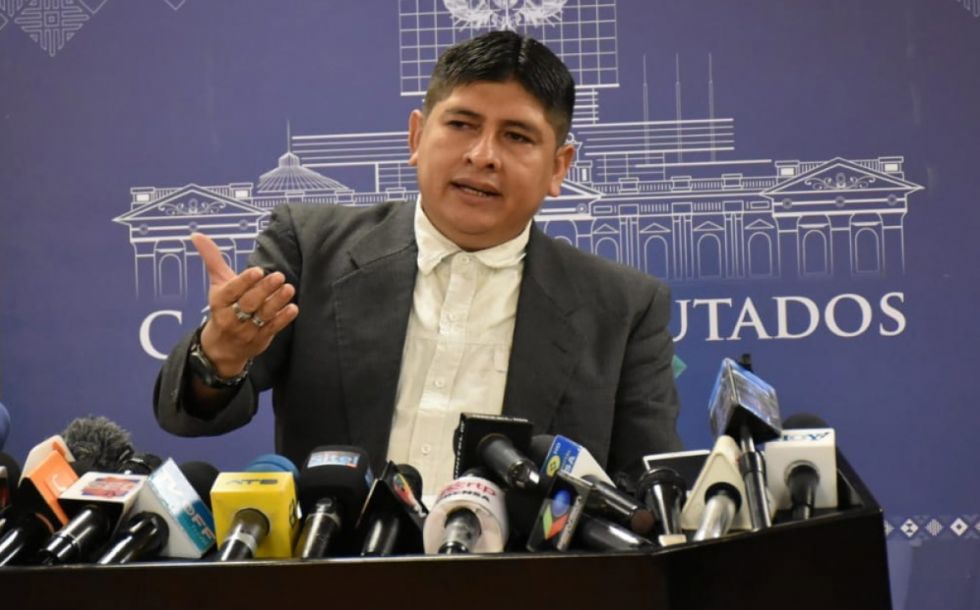 Diputado denuncia que “mafia sindical evista” opera hace 14 años en YPFB
