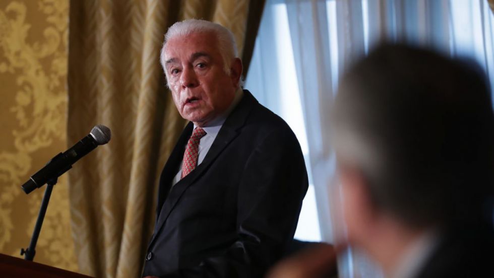 Exministro sobre los apagones en Ecuador: "Cada año será peor"