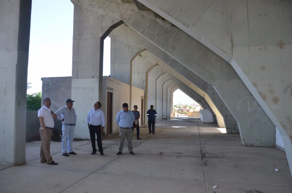 Gobernación garantiza recursos para arreglar el estadio de Tarija 
