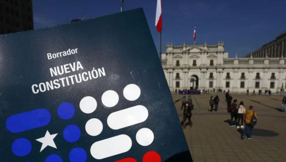 Nueva constitución: los chilenos cierran campañas