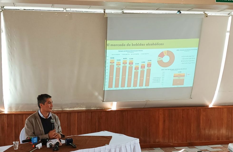 Bolivia: El mercado ilegal de alcohol mueve $us 380 MM