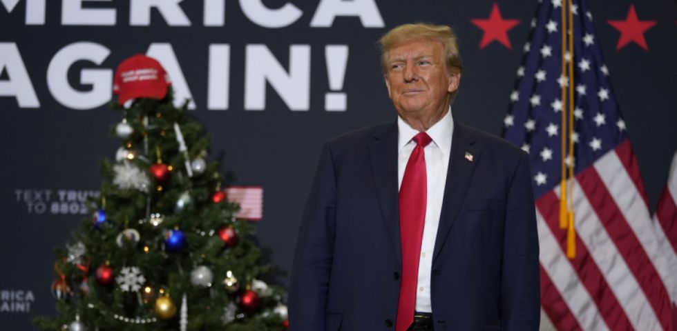 La insurrección acorrala a Trump