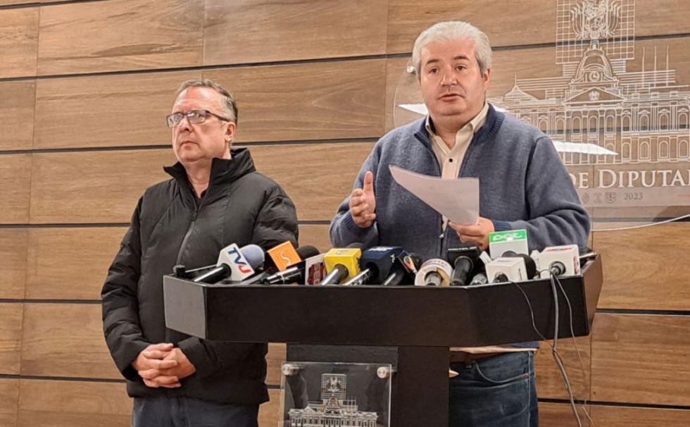 Ante actitud de Choquehuanca, CC exige a Andrónico convocar a sesión para impedir prórroga de magistrados
