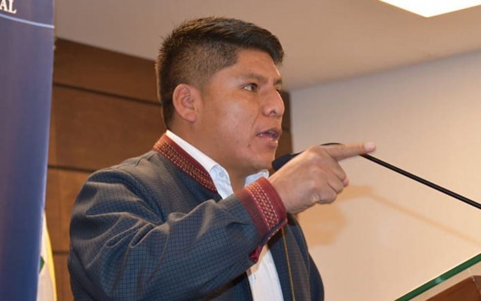 Loza: nada impide a Evo ser candidato presidencial